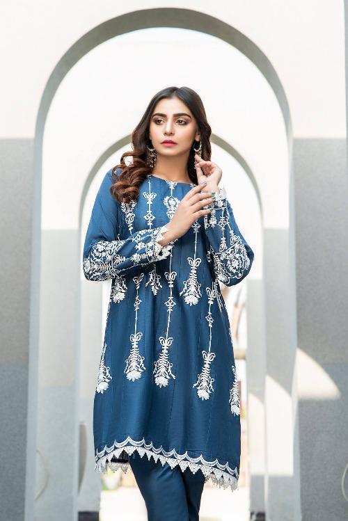 Panache Beauty-in-blue Rawayat Eid 2021