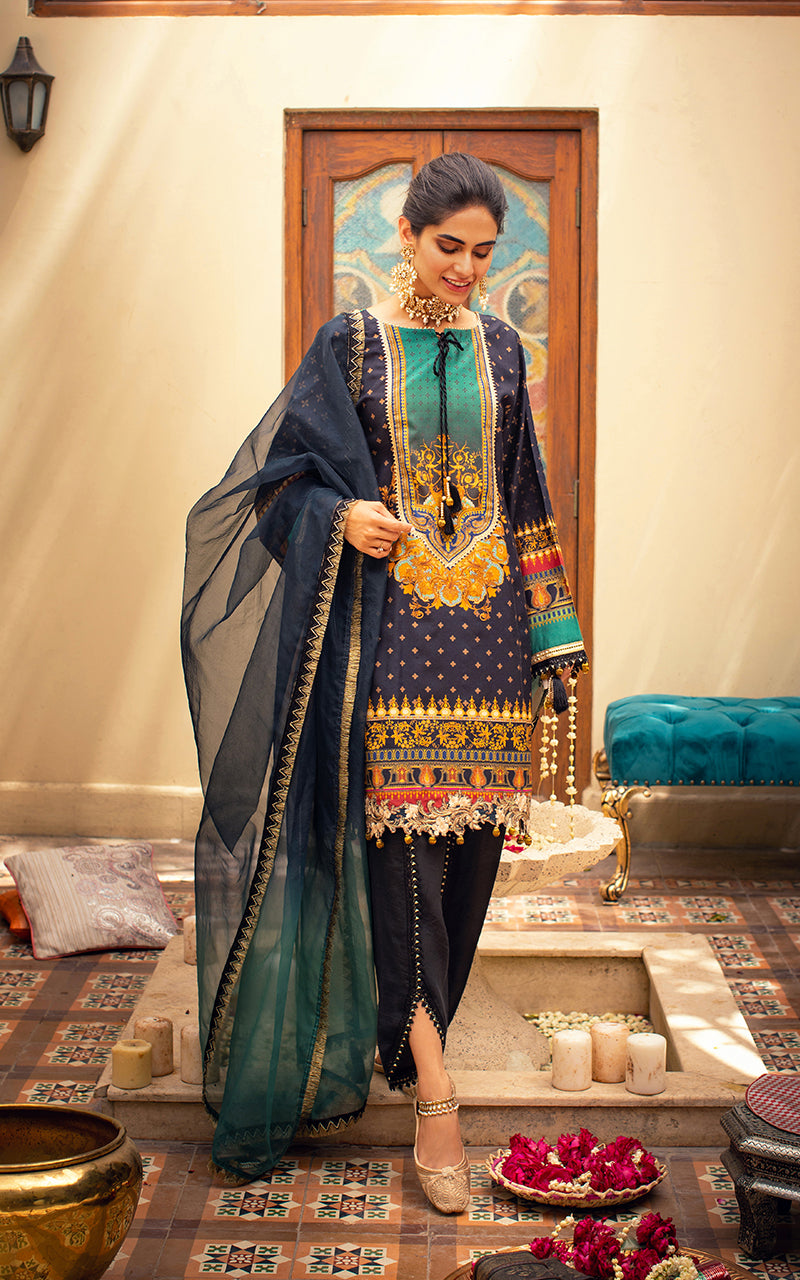 Threads & Motifz Ready To Wear 4 Luxury Prets 2022